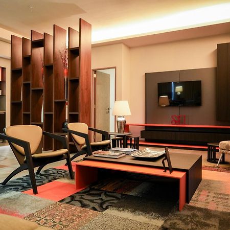 Metria Hotel 레온 외부 사진 The interior of the lounge