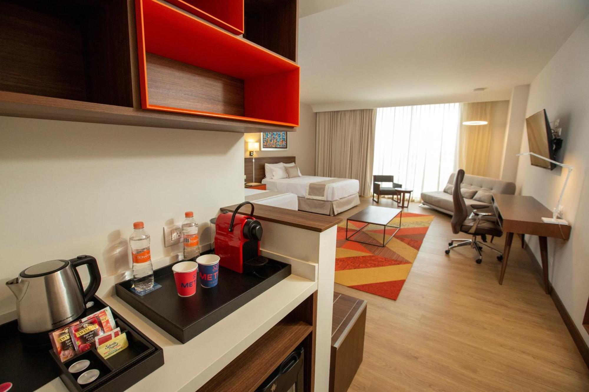 Metria Hotel 레온 외부 사진 A typical studio room at a Residence Inn